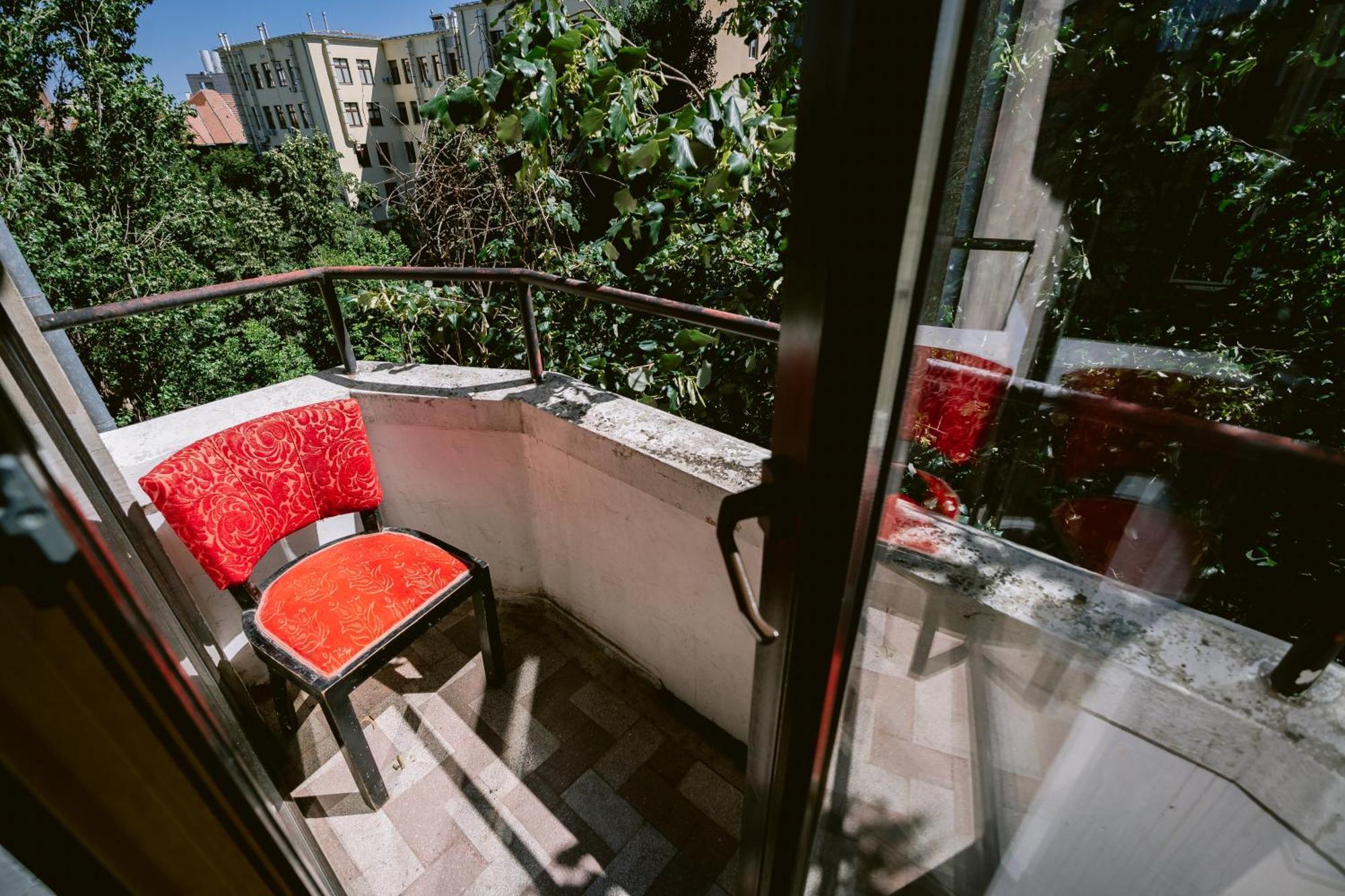The Artist National Theatre Studio Bukarest Exterior foto